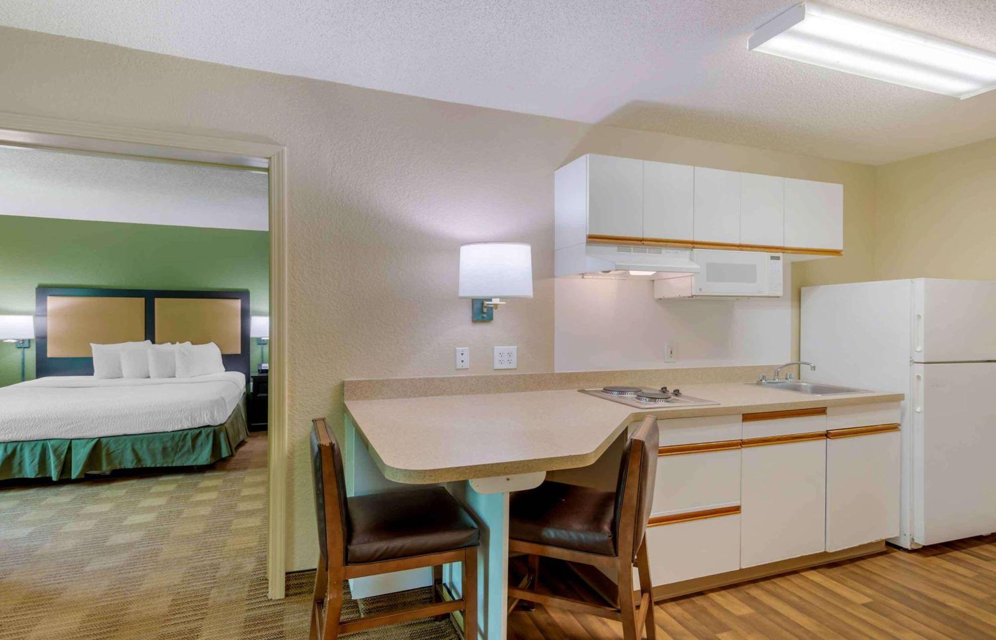 Extended Stay America Suites - Atlanta - Marietta - Powers Ferry Rd Sandy Springs Dış mekan fotoğraf