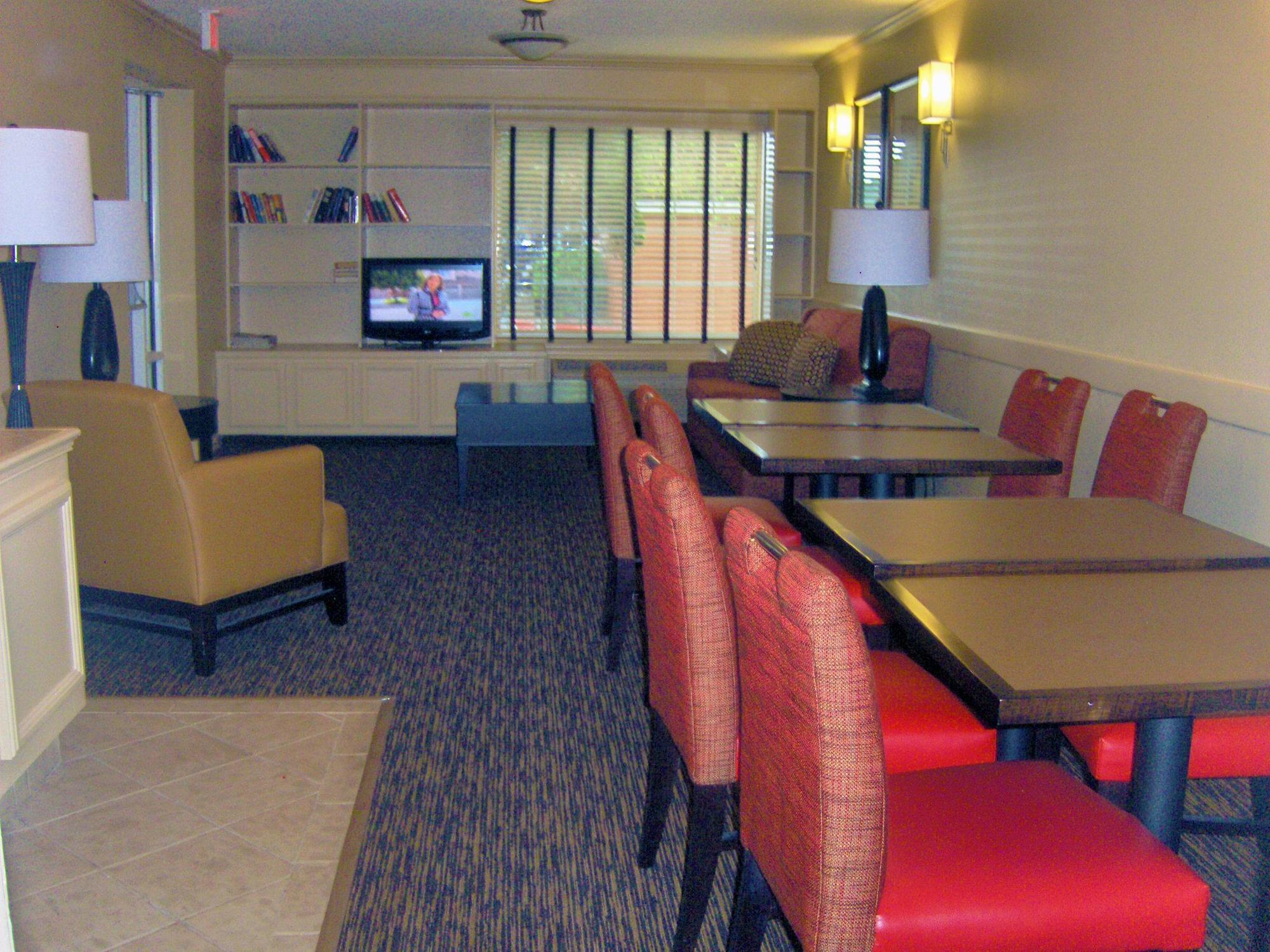 Extended Stay America Suites - Atlanta - Marietta - Powers Ferry Rd Sandy Springs Dış mekan fotoğraf